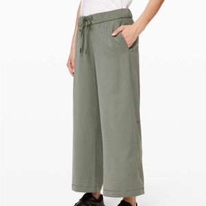 Lululemon on the fly wide leg
